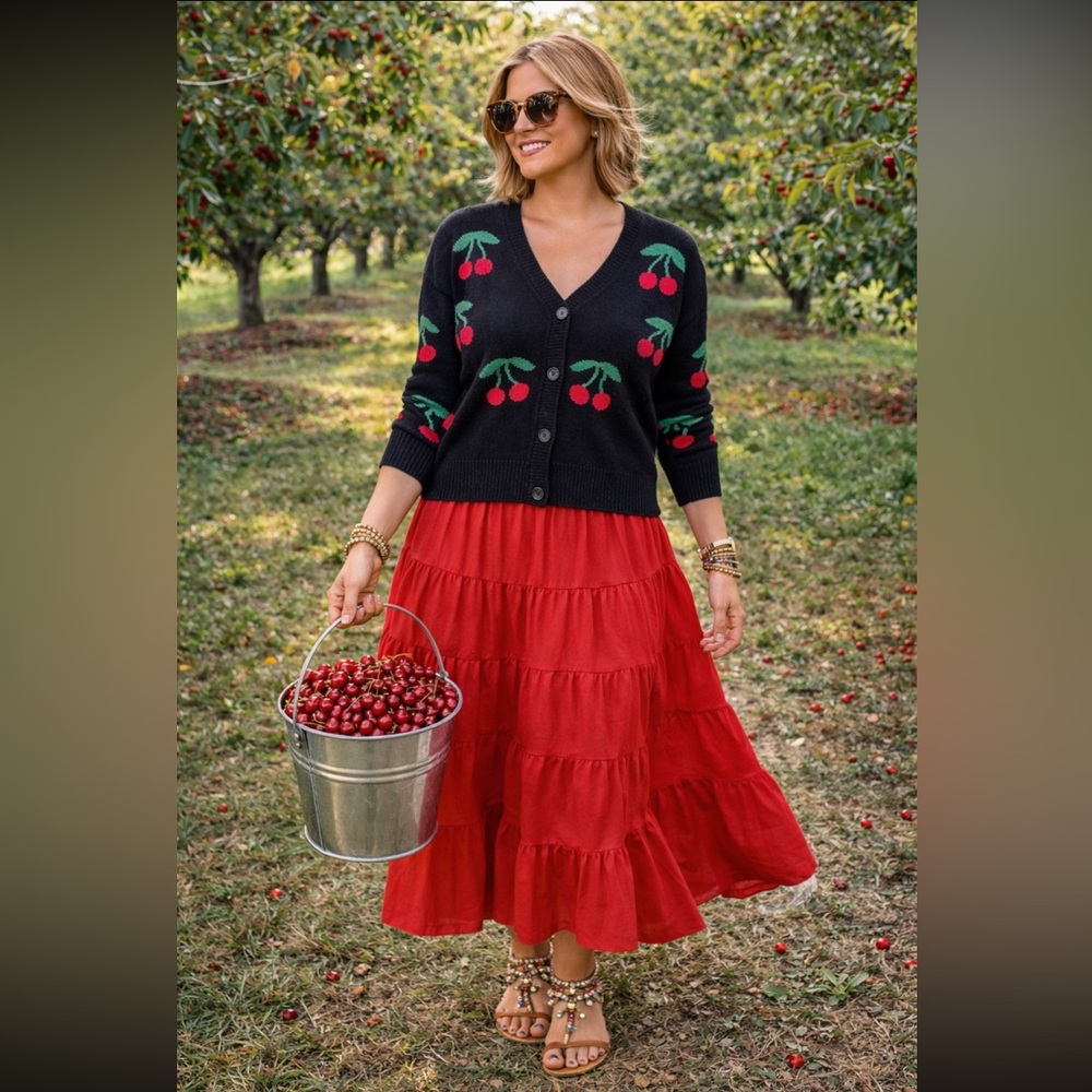 Warehouse One NWT Black Cherry-Print V-Neck Cardigan Sweater size M.